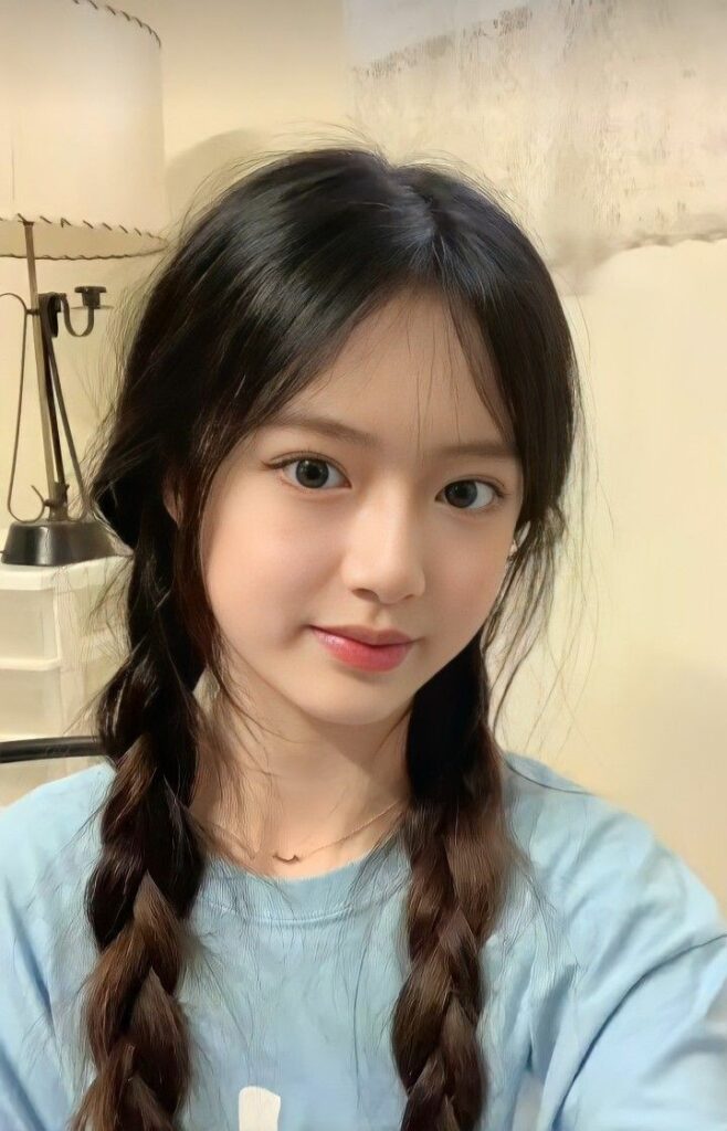Cute Korean Girl Pic