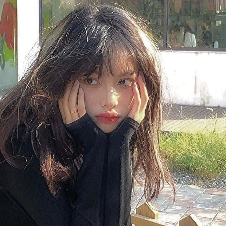 Korean Girl Profile Picture