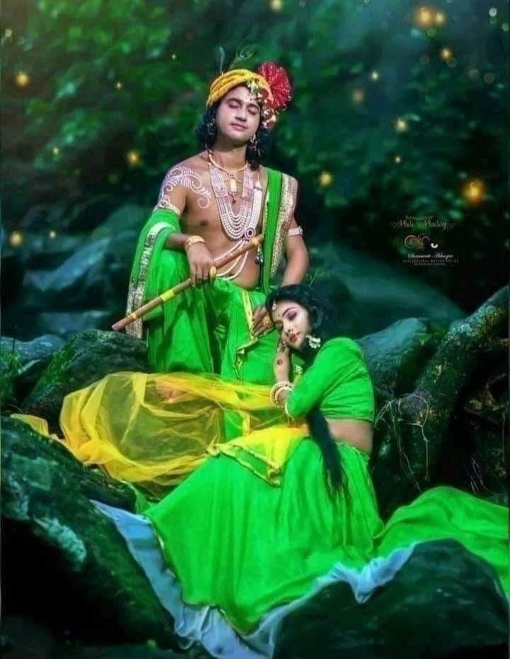 Romantic Images Of Krishna And Radha